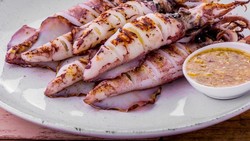 img-title Resep Cumi Bakar Isi Tahu Saus Kuning
