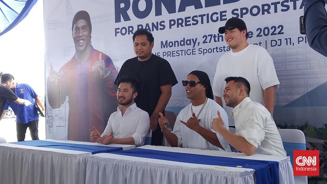 Chairman Rans Nusantara FC Rudy Salim mengakui terdapat kesalahan briefing pada laga Trofeo Ronaldinho di Stadion Kanjuruhan, Malang, Minggu (26/6).