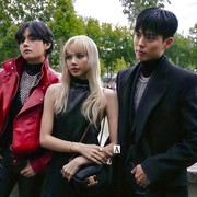 Simak Gaya Lisa BLACKPINK, V BTS, dan Park Bo Gum Saat Menghadiri Fashion Show Celine di Paris!
