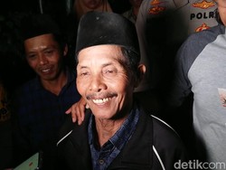 Kisah Muhadi Terpisah 30 Tahun dan 2.300 Kilometer dari Keluarganya