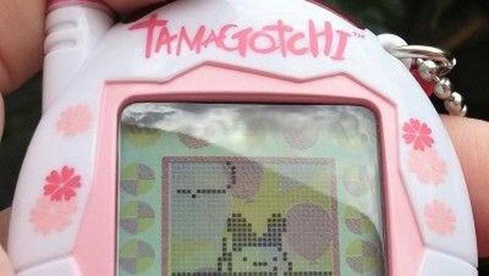 Tamagotchi merupakan salah satu mainan favorit masa kecil.