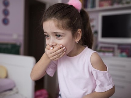 5 Penyebab Anak Muntah, Kenali Tanda Bahaya dan Cara Tepat Mengatasinya