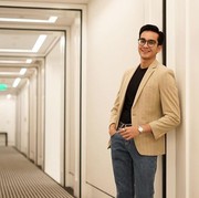 Gaya Kasual yang Modis ala Fahan Bashel Ini Bisa Jadi Rekomendasi Buat Pasangan