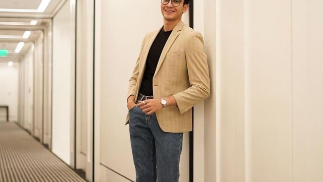 Gaya Kasual yang Modis ala Fahan Bashel Ini Bisa Jadi Rekomendasi Buat ...