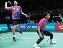 Hasil Malaysia Open 2022: Ahsan/Hendra Singkirkan Wakil China