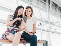Kisah Gadis Kembar dari China, Sukses Tukar Paspor Sampai 30 Kali