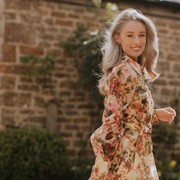 Pilihan Dress untuk Tampil Anggun dan Feminin ala si Fashion Mumblr