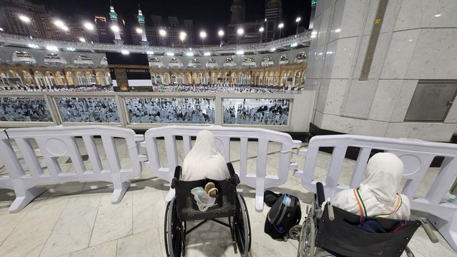 Kapuskes Haji Kemenkes RI di Mekkah mengatakan ke depan akan dibuat poli tersendiri untuk perawatan spritual pasien jemaah di KKHI.