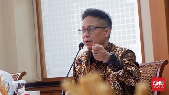 Menkes Budi mengatakan rapat kabinet kemarin baru membahas soal anggaran, belum menyentuh pedoman gizi seimbang untuk makanan.