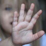 Viral Ibu Bikin Konten Lecehkan Anak dengan Iming-Iming Rp15 Juta, Ini Kata Psikolog