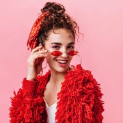 Melihat Kepribadian Cewek Kue, Cewek Mamba, dan Cewek Bumi dari Fashionnya!