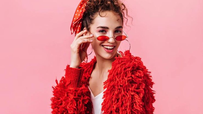 Melihat Kepribadian Cewek Kue, Cewek Mamba, dan Cewek Bumi dari Fashionnya!