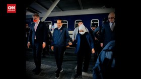 VIDEO: Momen Jokowi Dan Iriana Tiba Di Kyiv Rabu Pagi