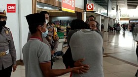VIDEO: Momen Kakek Muhadi Kembali Ke Keluarga Usai Terpisah 29 Tahun