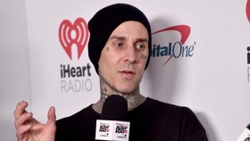 Travis Barker Beber Sebab Alami Radang Pankreas