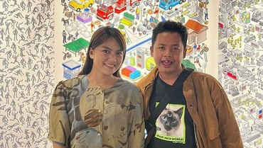 img-title Pacaran, Dusti Tiffani dan Ditha Belum Punya Target Nikah