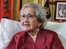 Video: Eyang Meri Apresiasi Hoegeng Awards, Beri Pesan Titip Polri