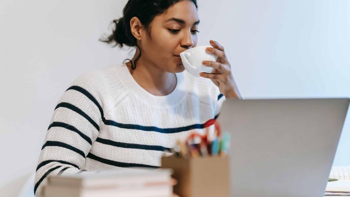 Sering Terjadi, Ketahui 5 Kebiasaan Minum yang Bisa Mengganggu Kesehatan Hati dan Hentikan Sekarang Juga!