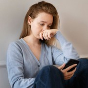 Dari Sistem Imun hingga Pencernaan, Ini Dampak Kecemasan Bagi Kesehatan Perempuan