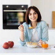 Bisa Picu Kolesterol Tinggi, Ini 3 Kebiasaan Buruk Saat Sarapan yang Harus Dihindari!