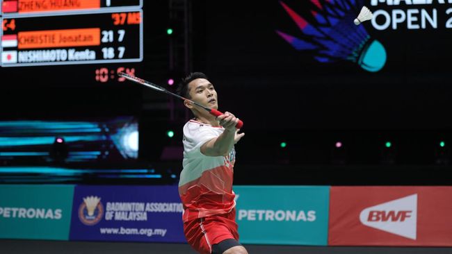 Tunggal putra Indonesia Jonatan Christie lolos ke semifinal Malaysia Open 2022 untuk bertemu dengan Viktor Axelsen.