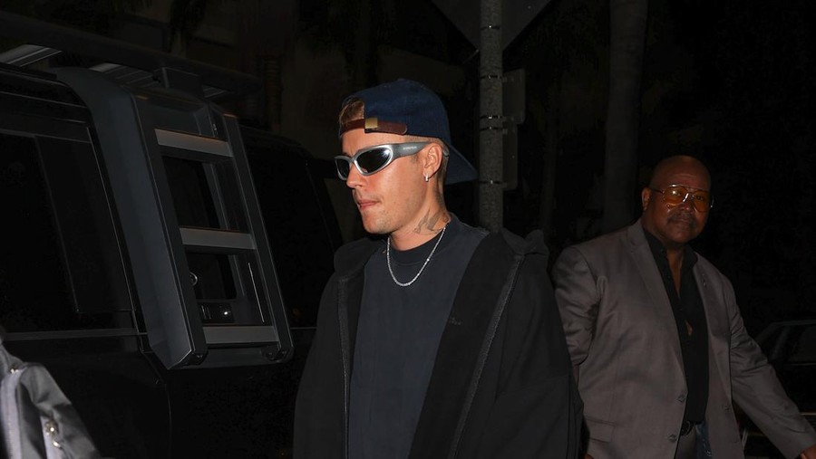 LOS ANGELES, CA - JUNE 29: Justin Bieber is seen on June 29, 2022 in Los Angeles, California.  (Photo by Rachpoot/Bauer-Griffin/GC Images)