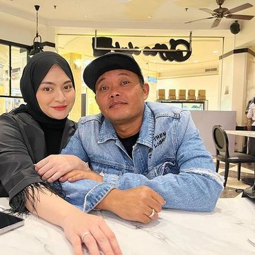 Nathalie Holscher Kurban Sapi atas Nama Azam Tanpa Ajak Sule