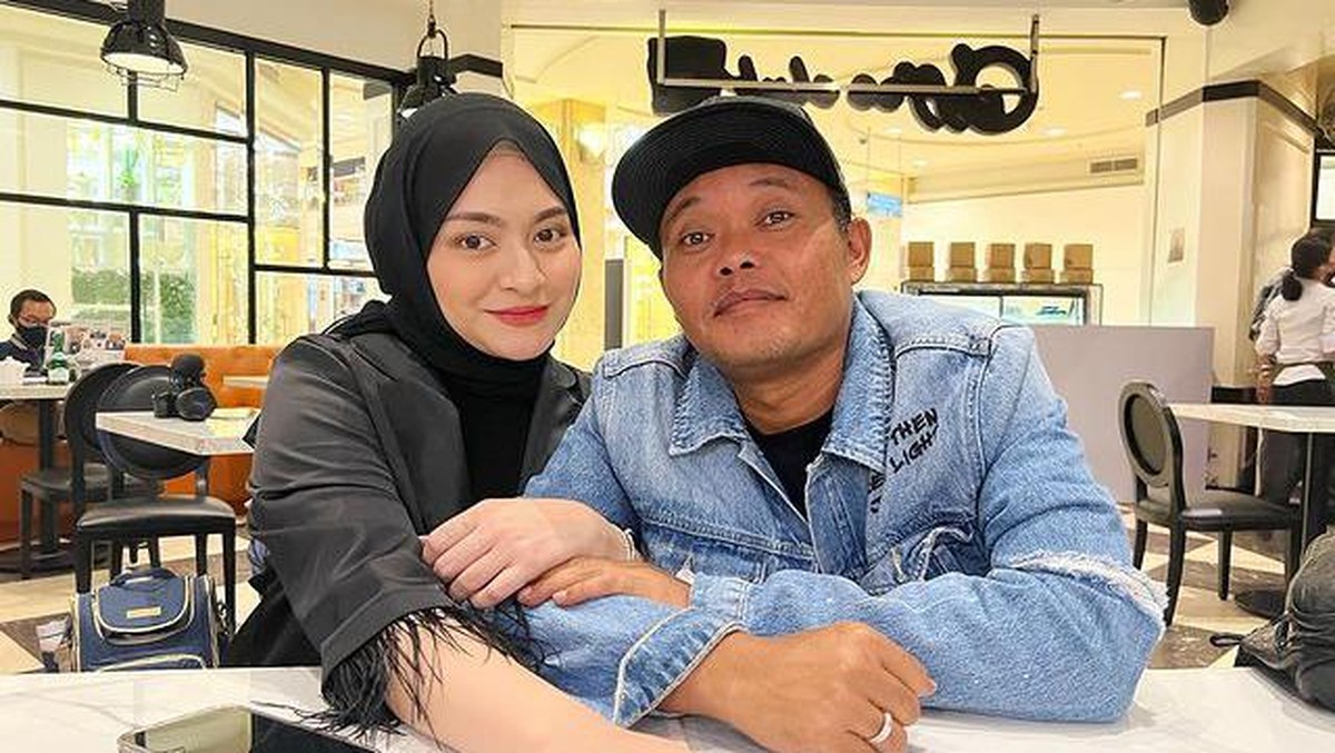 Keluarga Sule dan Nathalie Holscher