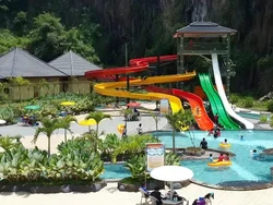 7 Tempat Wisata Air di Pulau Lombok, Dijamin Menyegarkan