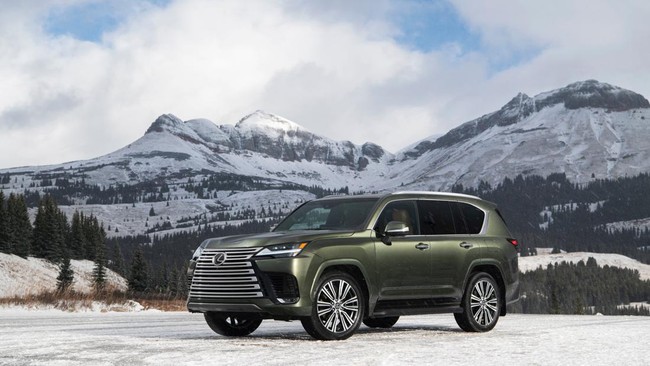 Lexus merilis dua varian generasi terbaru dari SUV LX 600 di RI mulai dari Rp3 miliaran.