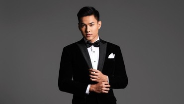img-title Sosok Matthew Gilbert, Pria Brondong yang Dikabarkan Pacaran dengan Nikita Mirzani