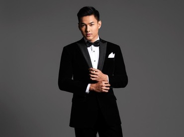 img-title Sosok Matthew Gilbert, Pria Brondong yang Dikabarkan Pacaran dengan Nikita Mirzani
