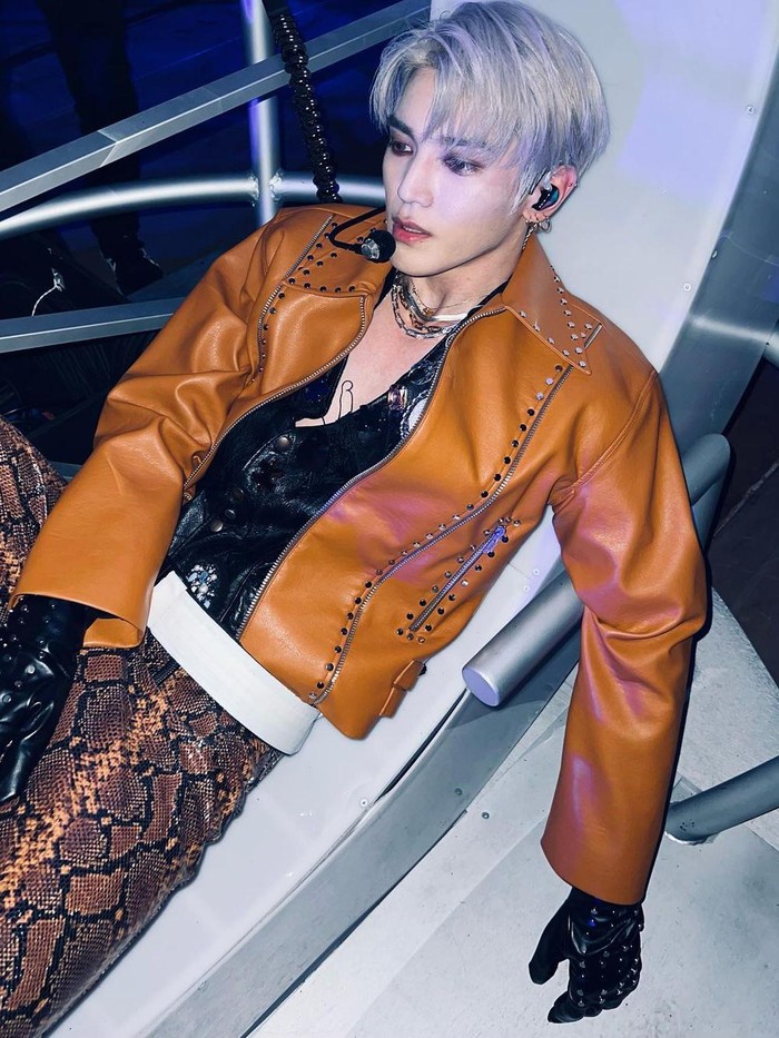 Selain memiliki kemampuan menulis lagu yang luar biasa, kemampuan menari Taeyong juga nggak kalah hebat, Beauties. Ia dikenal sebagai salah satu member NCT dengan stage performance yang kuat, bahkan Taeyong kerap memberi ide atau saran dalam membuat koreografi. Taeyong juga termasuk dalam posisi 'Center' dan 'Main Dancer' di NCT 127./ Foto: instagram.com/taeoxo_nct