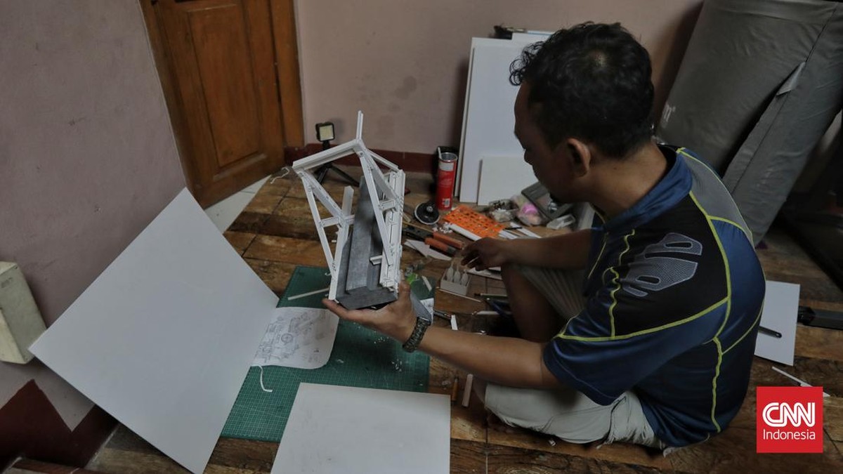 FOTO: Mengeruk Cuan dari Bisnis Miniatur