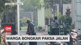 VIDEO: Warga Bongkar Paksa Jalan