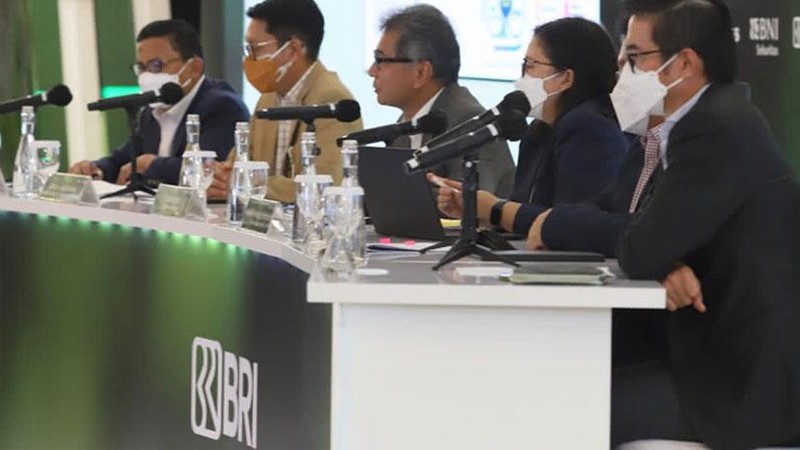 PT Bank Rakyat Indonesia (Persero) Tbk resmi menjadi investor penerbitan Obligasi Berwawasan Lingkungan Berkelanjutan I Bank BRI atau Green Bond