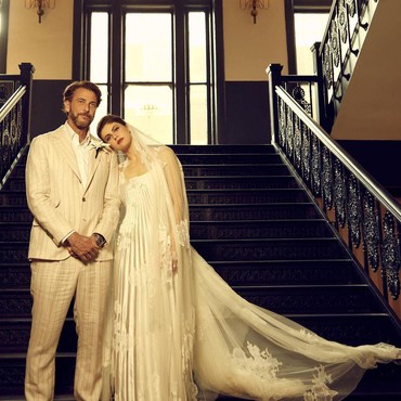 Alexandra Daddario Resmi Cerai dengan Andrew Form