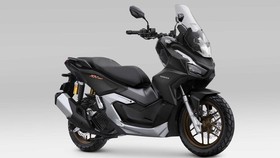 Honda ADV 160 Susul PCX, Yamaha Nmax Kian Tertekan
