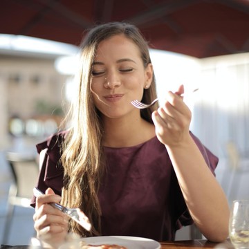img-title Kebiasaan Makan Sehat dari 5 Negara Ini Bisa Jadi Inspirasi Menu Diet, Tertarik Cobain Salah Satunya?