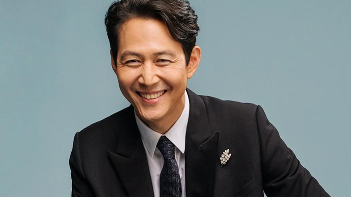 img-title Gong Yoo Hingga Lee Jung Jae