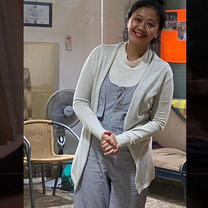 <p>Karena memiliki kesibukan yang mengharuskannya bekerja cepat, bobot 86 kilogram membuat Asri Welas cepat lelah. Asri pun memutuskan untuk menjalani diet. (Foto: Instagram: @asri_welas)<br /><br /><br /></p>