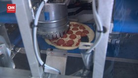 VIDEO: Mantan Ilmuwan SpaceX Bikin 'Robot' Pembuat Piza