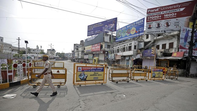 Pejabat dan sejumlah warga mengungkapkan situasi di Kota Udaipur, usai sepekan lockdown karena kasus pemenggalan terhadap penjahit Hindu.