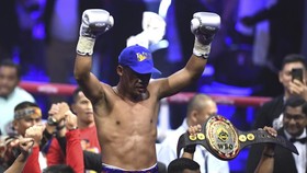 FOTO: Daud Yordan Pertahankan Sabuk WBC Asian Boxing Council Silver