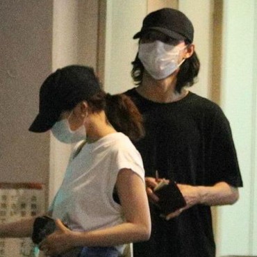 Kata Agensi soal Isu Hubungan Asmara Kento Yamazaki & Suzu Hirose