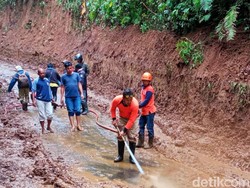 Akhirnya Jalur TWA Kawah Ijen Dibuka Lagi Usai 5 Hari Tertimbun Longsor