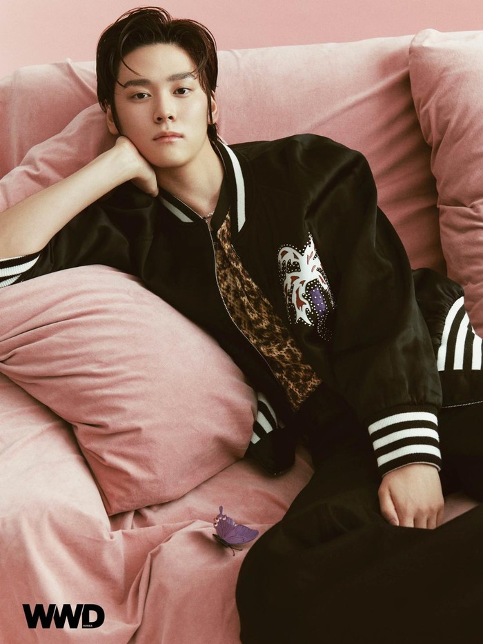 Member atau trainee baru SM Rookies pertama yang diperkenakan adalah Eunseok. Eunseok sendiri telah menjalani masa pelatihan selama lima tahun. Visualnya yang menawan mampu memikat hati para penggemar/ Foto: twitter.com/smrookies