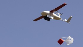 FOTO: Rwanda Distribusikan Bantuan Medis dengan Drone
