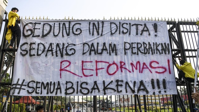 Draf RKUHP versi terbaru turut mengatur Pasal mengenai gangguan dan penyesatan terhadap proses peradilan (Contempt of Court).