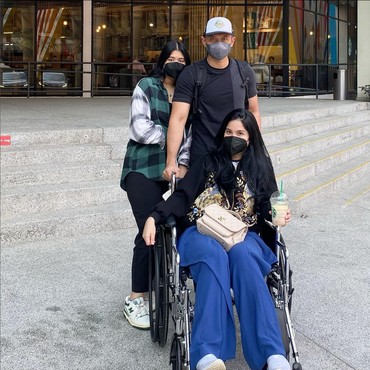 Annisa Pohan Bawa Kabar Duka...